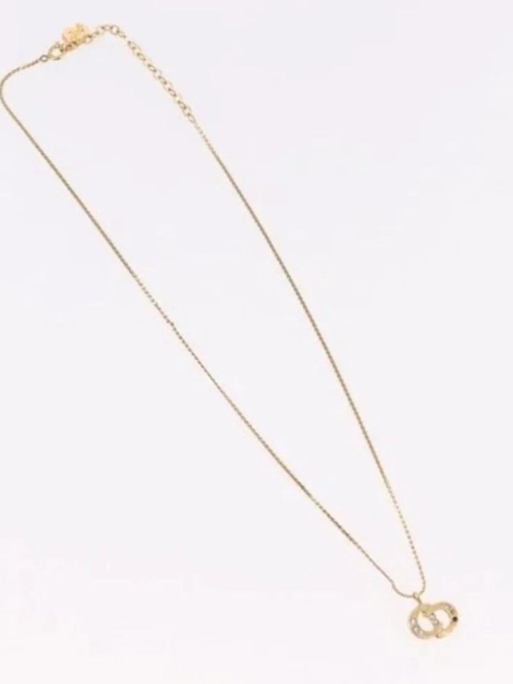 Dior brand	christian color	gold